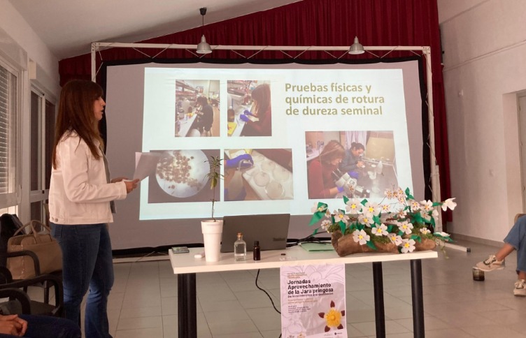 Jornada de transferencia en Alagón del Río: aprovechamiento de la jara pringosa de la recolección a la destilación