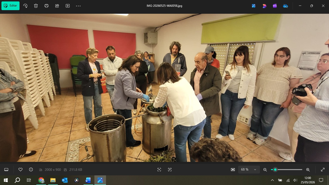 Jornada de transferencia en Alagón del Río: aprovechamiento de la jara pringosa de la recolección a la destilación